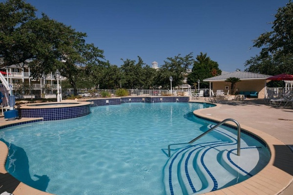 Holiday Inn Club Vacations Hill Country Resort image 7